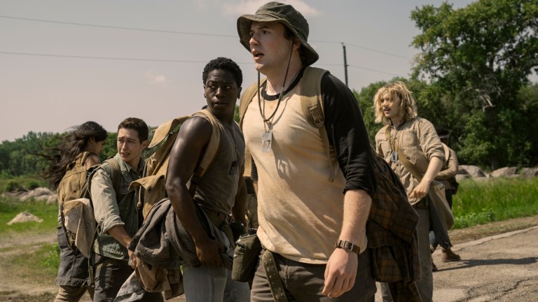 Cooper Hoffman and David Jonsson in The Long Walk