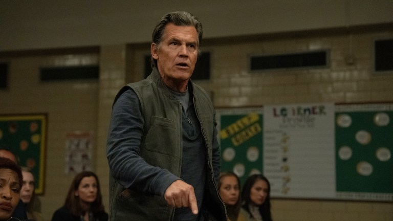 Josh Brolin in Weapons