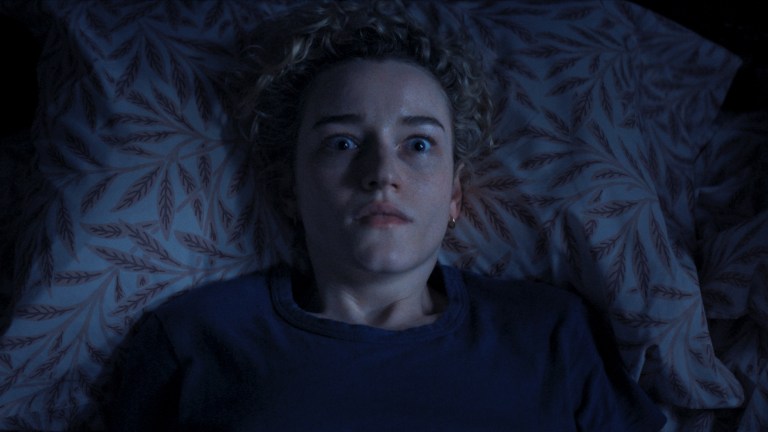 Julia Garner in Weapons Review