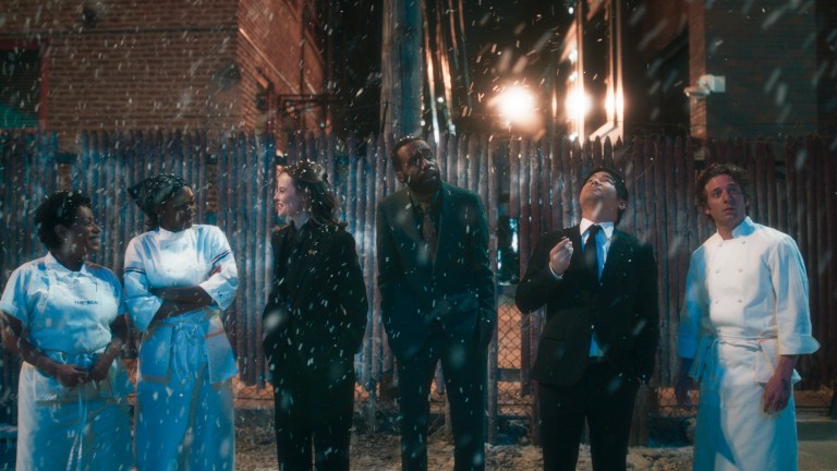 Ayo Edebiri as Sydney Adamu, Sarah Ramos as Jessica, Corey Hendrix as Sweeps, Andrew Lopez as Garrett, Jeremy Allen White as Carmen “Carmy” Berzatto. CR: FX.